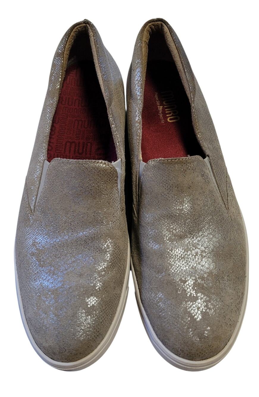 Munro Lennox Women’s Metallic Taupe Gold Snake Embossed SlipOn Sneakers Size 10M